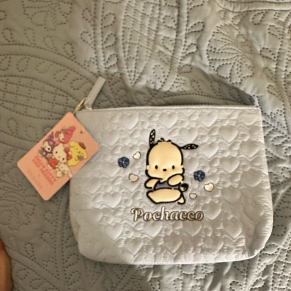 NWT Hello Kitty Light Blue Quilted‎ Pouch